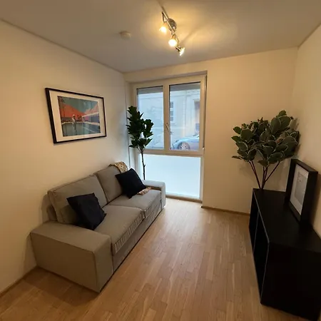 Studio University Apartment