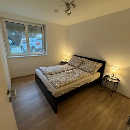 Studio University * グラーツ